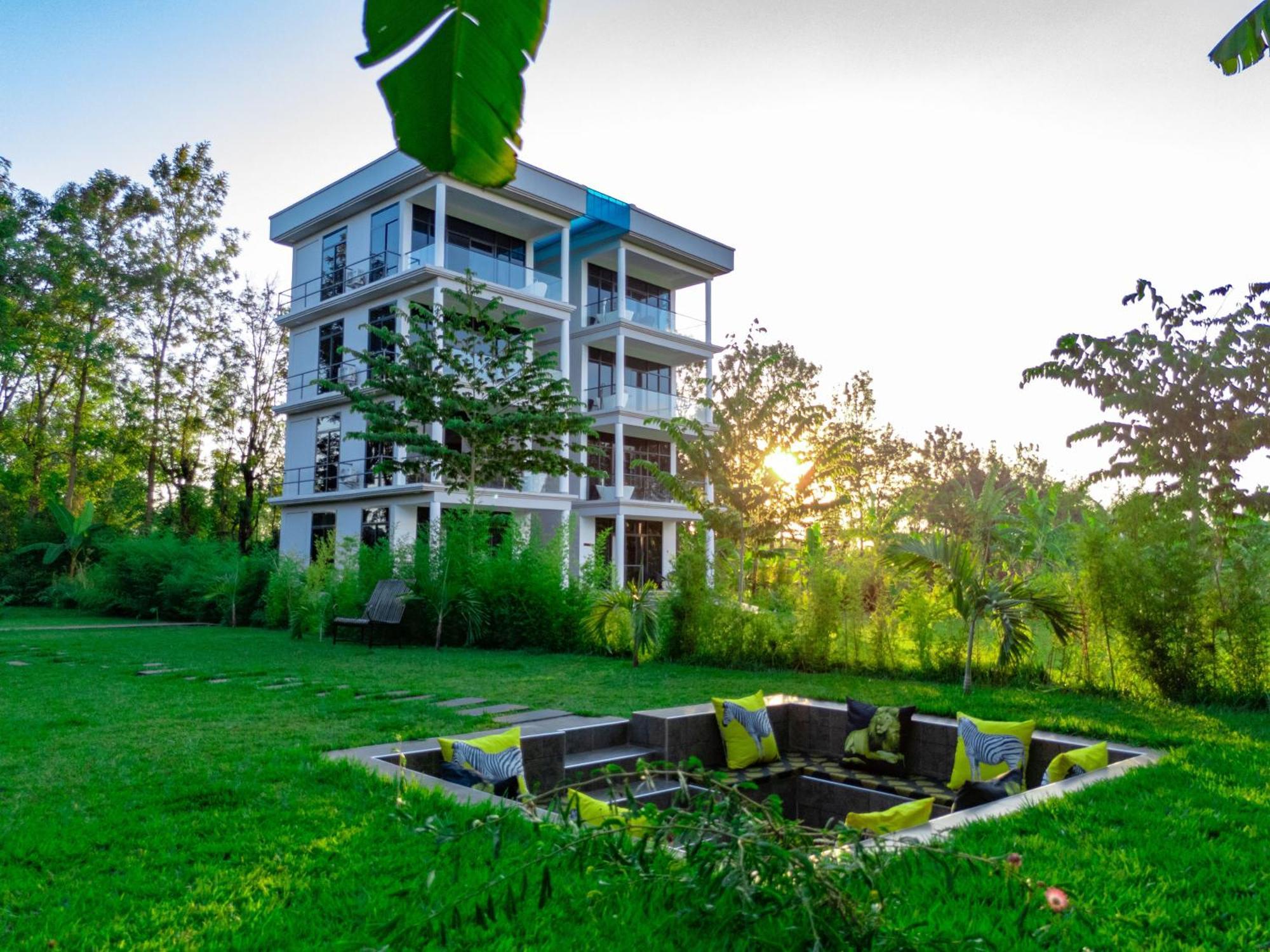 Shose Farmhouse Chalets & Campsite Moshi Exterior photo